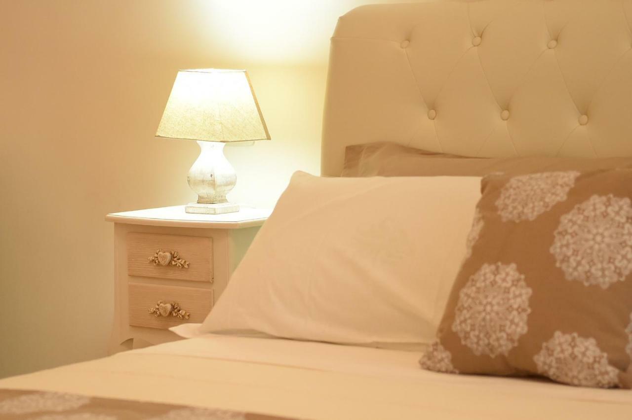 B&B Bonnes Suites Naples Exterior photo