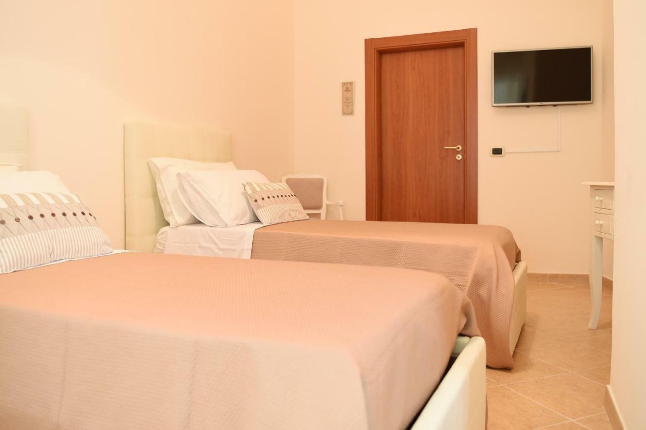B&B Bonnes Suites Naples Exterior photo